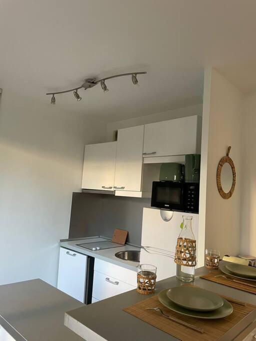Studio 28 M2 & Jardin Privatif 20 M2 Монтиньи-ле-Бретонё Экстерьер фото